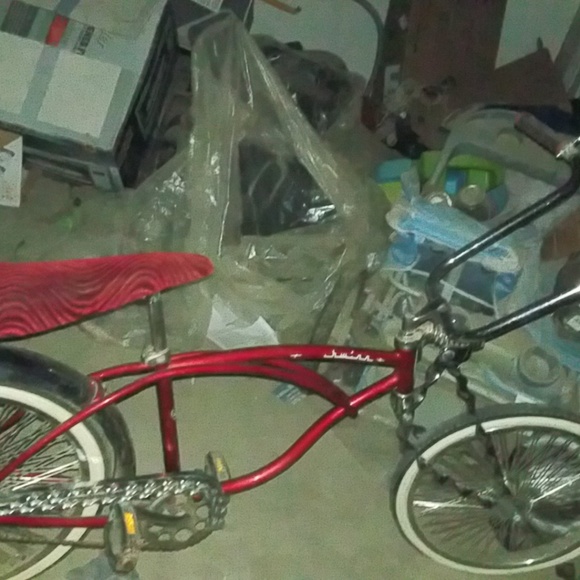 Chrome steering wheel $50 lowrider bike $200